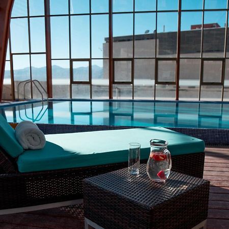 Mds Hotel Calama Exterior foto The swimming pool at the hotel