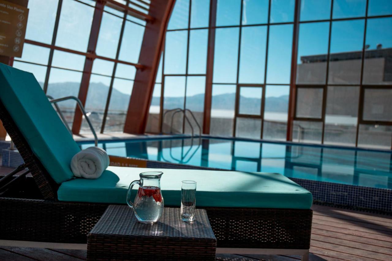 Mds Hotel Calama Exterior foto The pool at the hotel