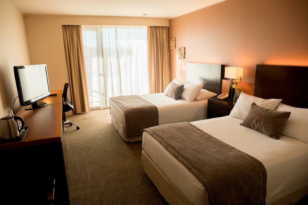 Mds Hotel Calama Exterior foto A typical hotel room