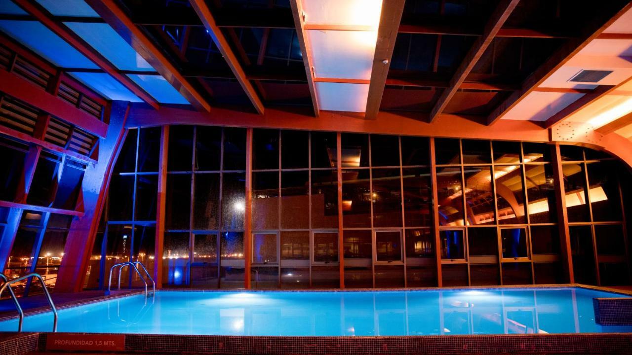 Mds Hotel Calama Exterior foto The pool at the hotel